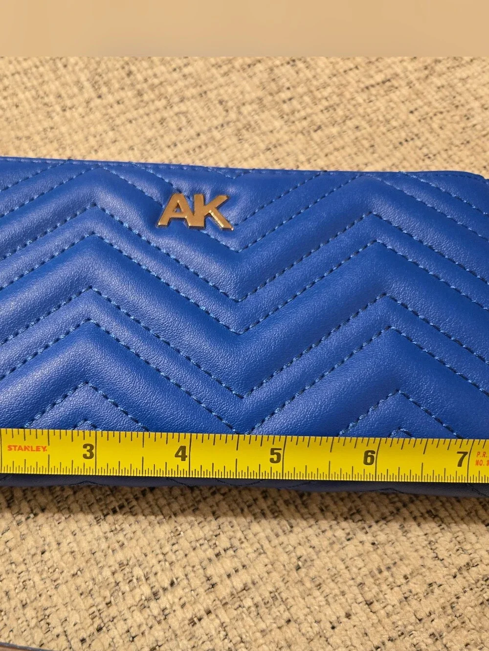 AK Women's Blue Zip-Around Wallet with Beige Interior NWOT